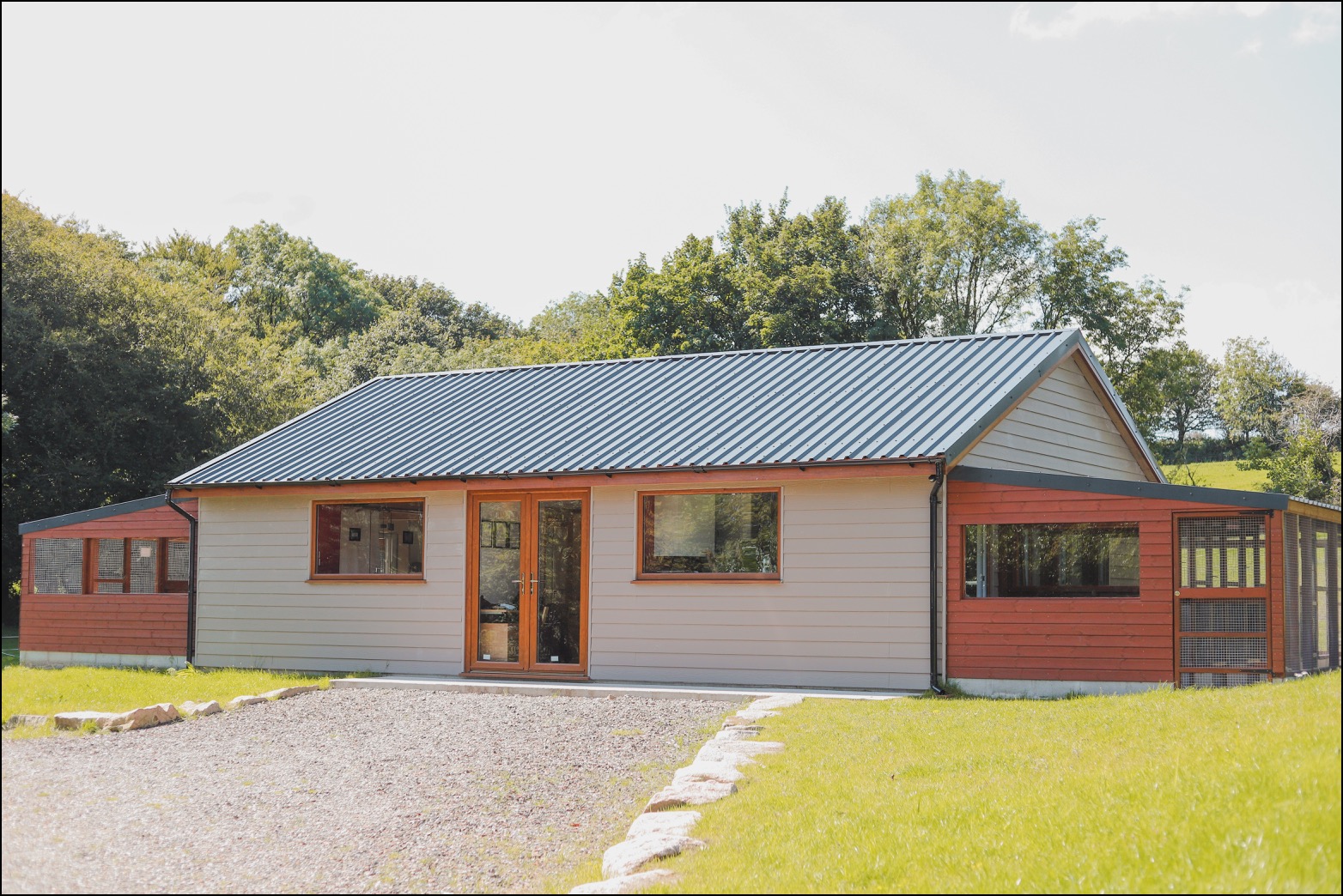 4F6E4C77-6455-4C21-B06C-630FCE3CAFFB